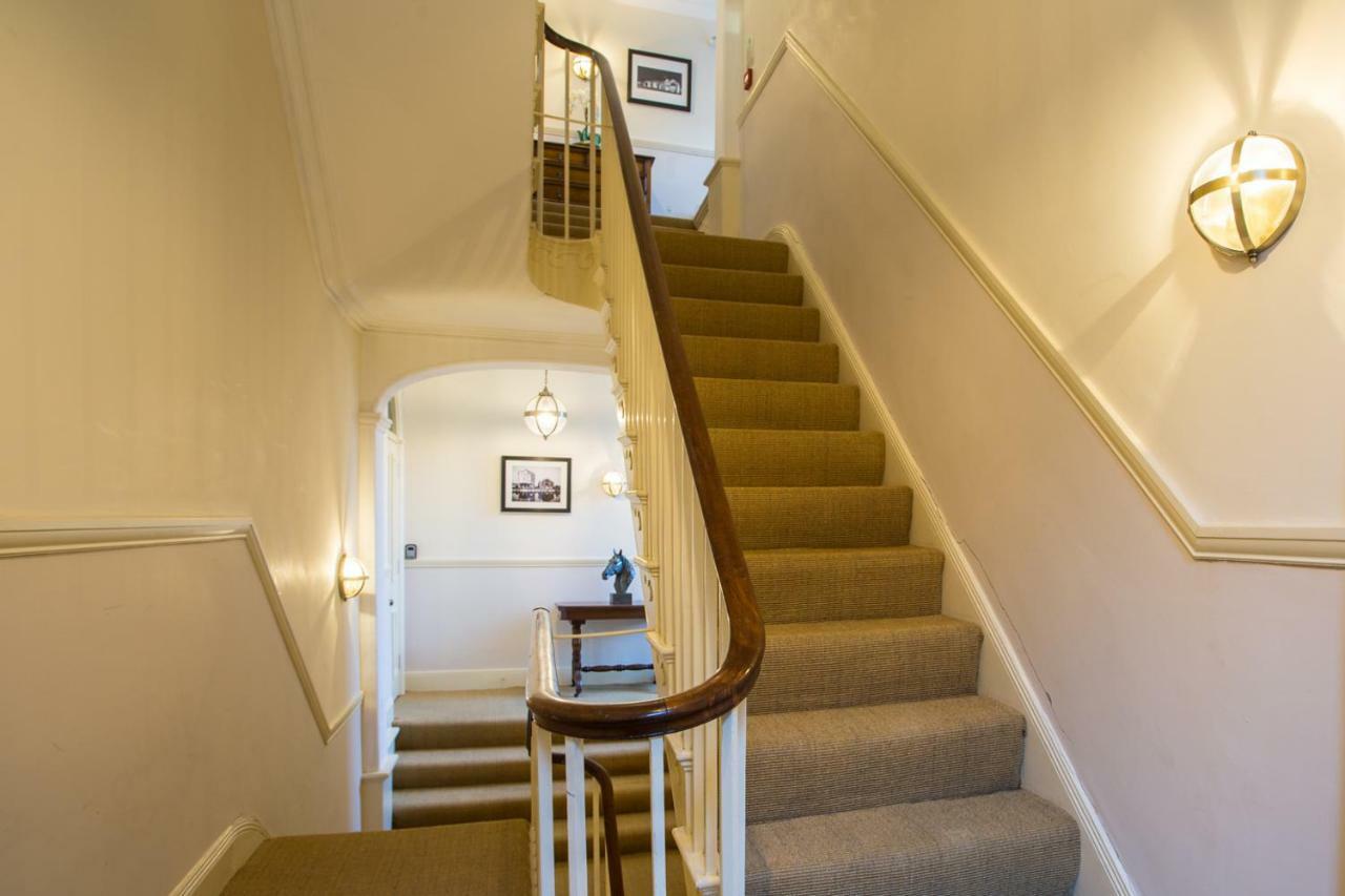 Stylish Apartment Close To Gloucester Quays & Docks Extérieur photo